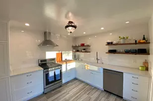 936 Commons Dr, Sacramento, CA 95825 - Photo 6