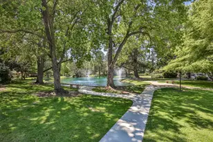 936 Commons Dr, Sacramento, CA 95825 - Photo 20