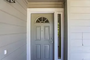 7330 Stratford Pl, Sacramento, CA 95842 - Photo 6