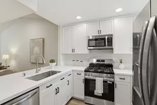 7330 Stratford Pl, Sacramento, CA 95842 - Photo 2