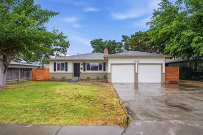 1042 Grove Avenue, Gustine, CA 95322 - Photo 1