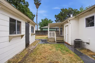 1042 Grove Avenue, Gustine, CA 95322 - Photo 30