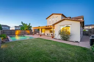 800 Lazy Creek Dr, Rocklin, CA 95765 - Photo 52
