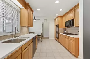 3201 Bonita Dr, Sacramento, CA 95821 - Photo 20