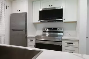 935 Fulton Ave, Sacramento, CA 95825 - Photo 6