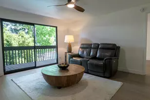 935 Fulton Ave, Sacramento, CA 95825 - Photo 10