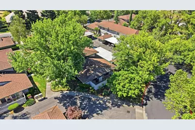 914 Roundtree Court, Sacramento, CA 95831 - Photo 28
