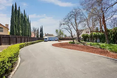 1900 W Lowell Avenue, Tracy, CA 95376 - Photo 8