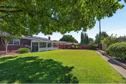 7012 Amherst Street, Sacramento, CA 95822 - Photo 32