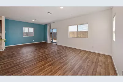 12135 Alamosa Drive, Rancho Cordova, CA 95742 - Photo 16