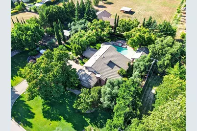 8595 Mackey Road, Elk Grove, CA 95624 - Photo 96