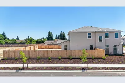 2080 Zane Way, Turlock, CA 95382 - Photo 4