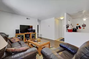7048 Kilkenny Dr, Sacramento, CA 95842 - Photo 4