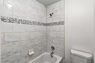 5830 Gloria Dr, Sacramento, CA 95822 - Photo 22