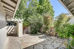 5830 Gloria Dr, Sacramento, CA 95822 - Photo 2