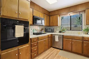 7355 Lighthouse Dr, Stockton, CA 95219 - Photo 14
