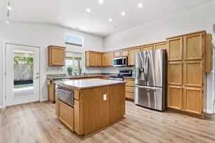 1989 Witham Dr, Woodland, CA 95776 - Photo 8