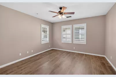 8150 Crystal Walk Circle, Elk Grove, CA 95758 - Photo 10
