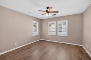 8150 Crystal Walk Cir, Elk Grove, CA 95758 - Photo 10
