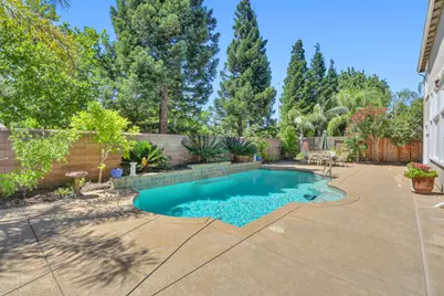 1820 Casterbridge Drive, Roseville, CA 95747 - Photo 2