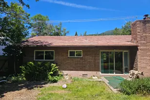 420 S 1st St, Dunsmuir, CA 96025 - Photo 12