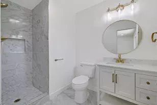 6125 E Mount Whitney, Laton, CA 93242 - Photo 34