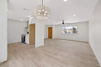 6125 E Mount Whitney, Laton, CA 93242 - Photo 14