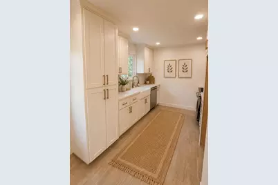 6125 E Mount Whitney, Laton, CA 93242 - Photo 16