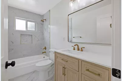 6125 E Mount Whitney, Laton, CA 93242 - Photo 26
