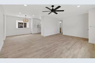 6125 E Mount Whitney, Laton, CA 93242 - Photo 8