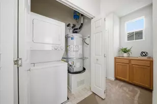 1001 Ferry Cir, Folsom, CA 95630 - Photo 20