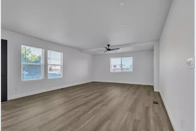 1209 E Pine Street, Lodi, CA 95240 - Photo 26