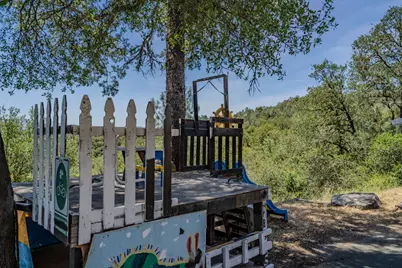 4043 Highway 49, Mokelumne Hill, CA 95245 - Photo 16