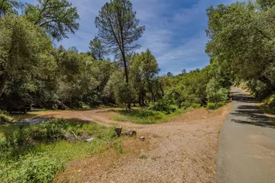 4043 Highway 49, Mokelumne Hill, CA 95245 - Photo 14