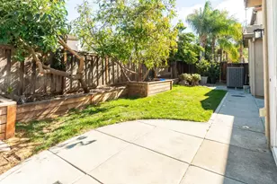 351 Danbury Pl, Lathrop, CA 95330 - Photo 22