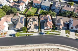 351 Danbury Pl, Lathrop, CA 95330 - Photo 28
