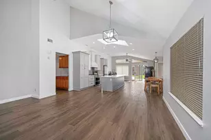 8965 White Star Way, Elk Grove, CA 95758 - Photo 4