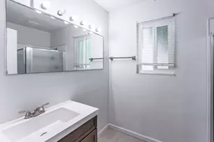72 Lochmoor Cir, Sacramento, CA 95823 - Photo 38
