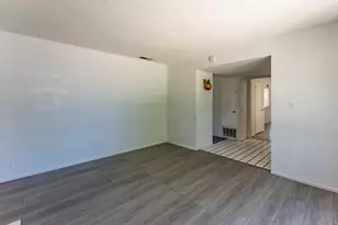 72 Lochmoor Cir, Sacramento, CA 95823 - Photo 26