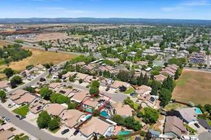 210 Wyatt Ct, Lincoln, CA 95648 - Photo 42