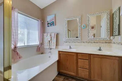 210 Wyatt Court, Lincoln, CA 95648 - Photo 16