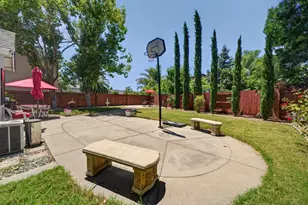 8409 Silver Run Way, Antelope, CA 95843 - Photo 20