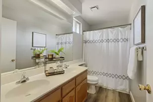 1049 Zumstein Dr, Ripon, CA 95366 - Photo 30