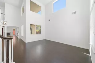 9487 Winding River Way, Elk Grove, CA 95624 - Photo 8