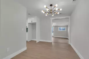 4941 Alcott Dr, Sacramento, CA 95820 - Photo 10