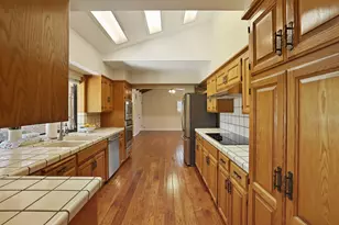 1317 Edgewood Dr, Lodi, CA 95240 - Photo 8