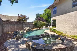 2210 7 Oaks Ct, El Dorado Hills, CA 95762 - Photo 4