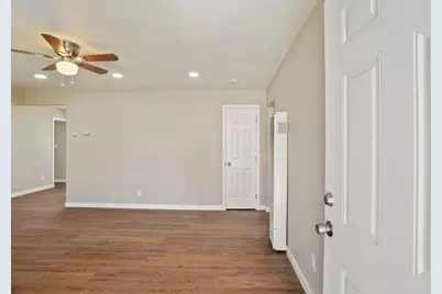 2346 E Hackberry Street Califo, Stockton, CA 95205 - Photo 4