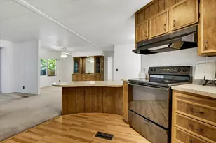 Alder, Auburn, CA 95603 - Photo 12