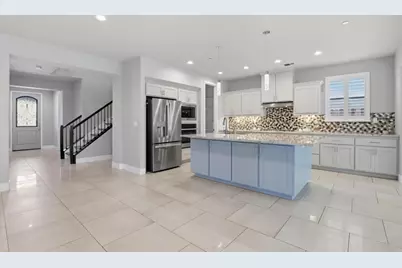 885 Buckingham Drive, Yuba City, CA 95991 - Photo 12